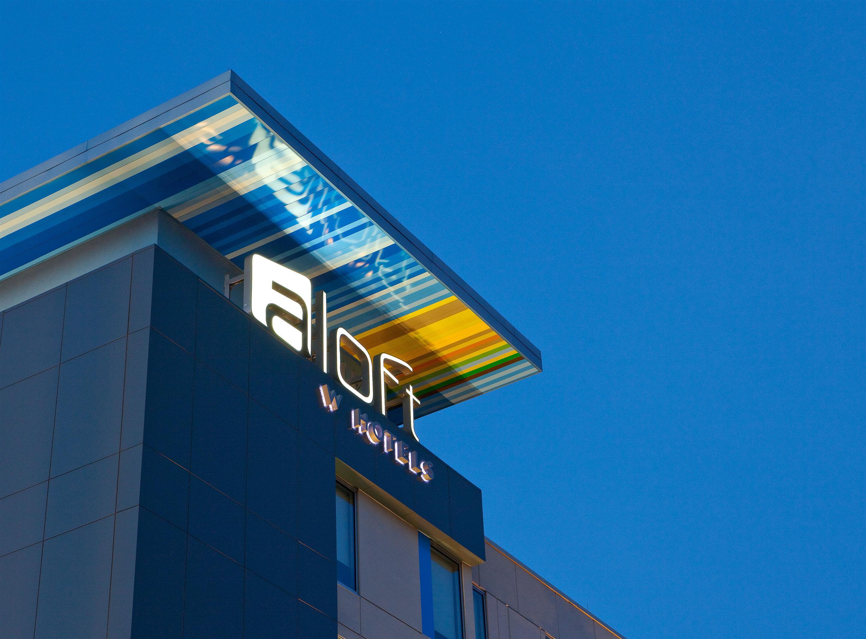 Aloft Chesapeake Hotel Exterior photo